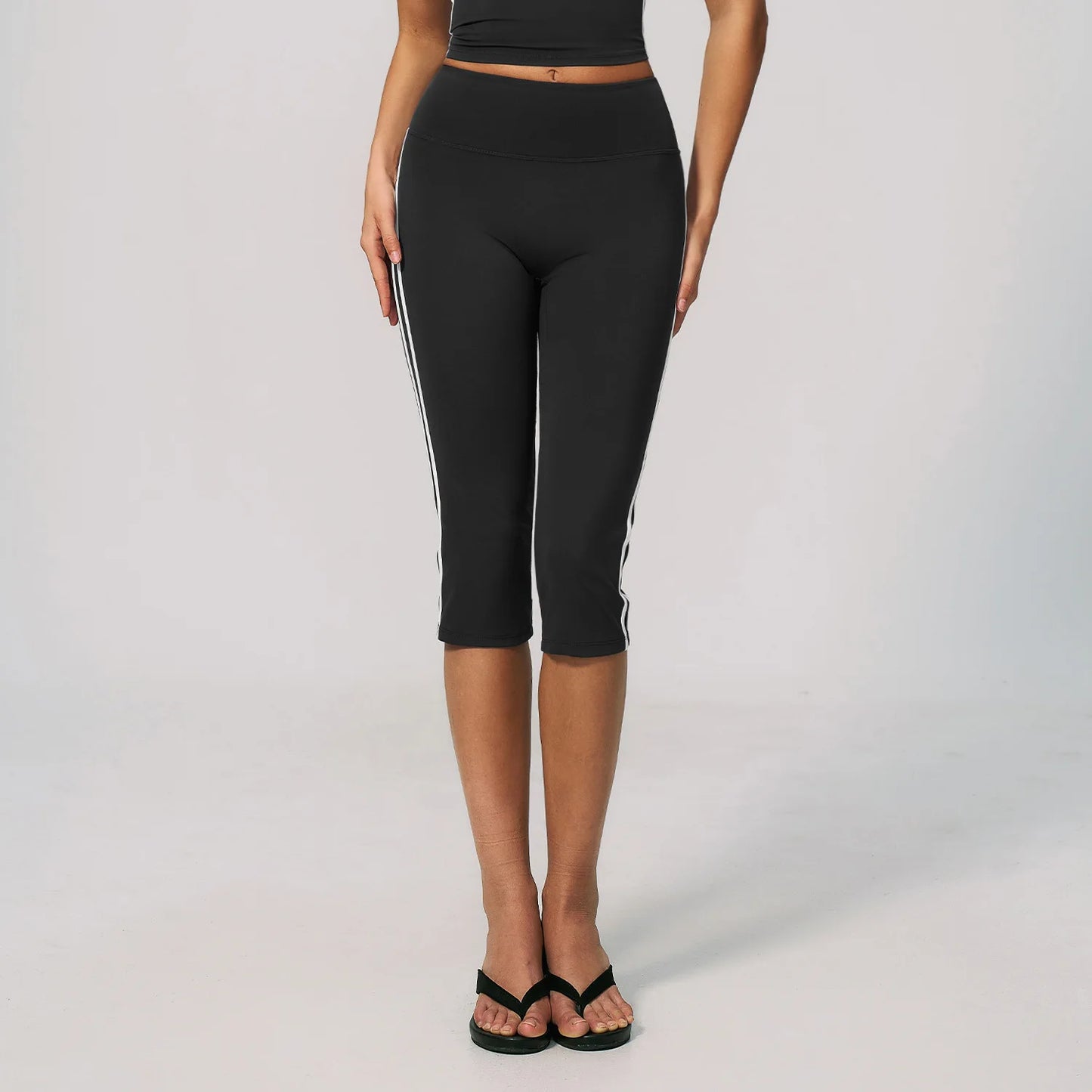 Yoga Capri Pants Women Fitness Leggings Running Cycling Pants Breathable Sports Leggings High Waist Summer Workout Gym Clothing