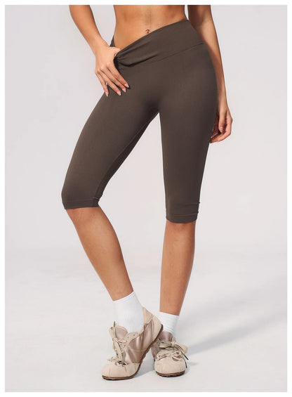 Women's Seamless Ribbed High Waist Yoga Capri Pants Tummy Control Butt Lifting Leggings Squat Proof 4-Way Running Workout Tights