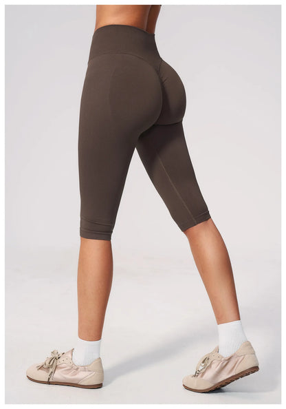Women's Seamless Ribbed High Waist Yoga Capri Pants Tummy Control Butt Lifting Leggings Squat Proof 4-Way Running Workout Tights