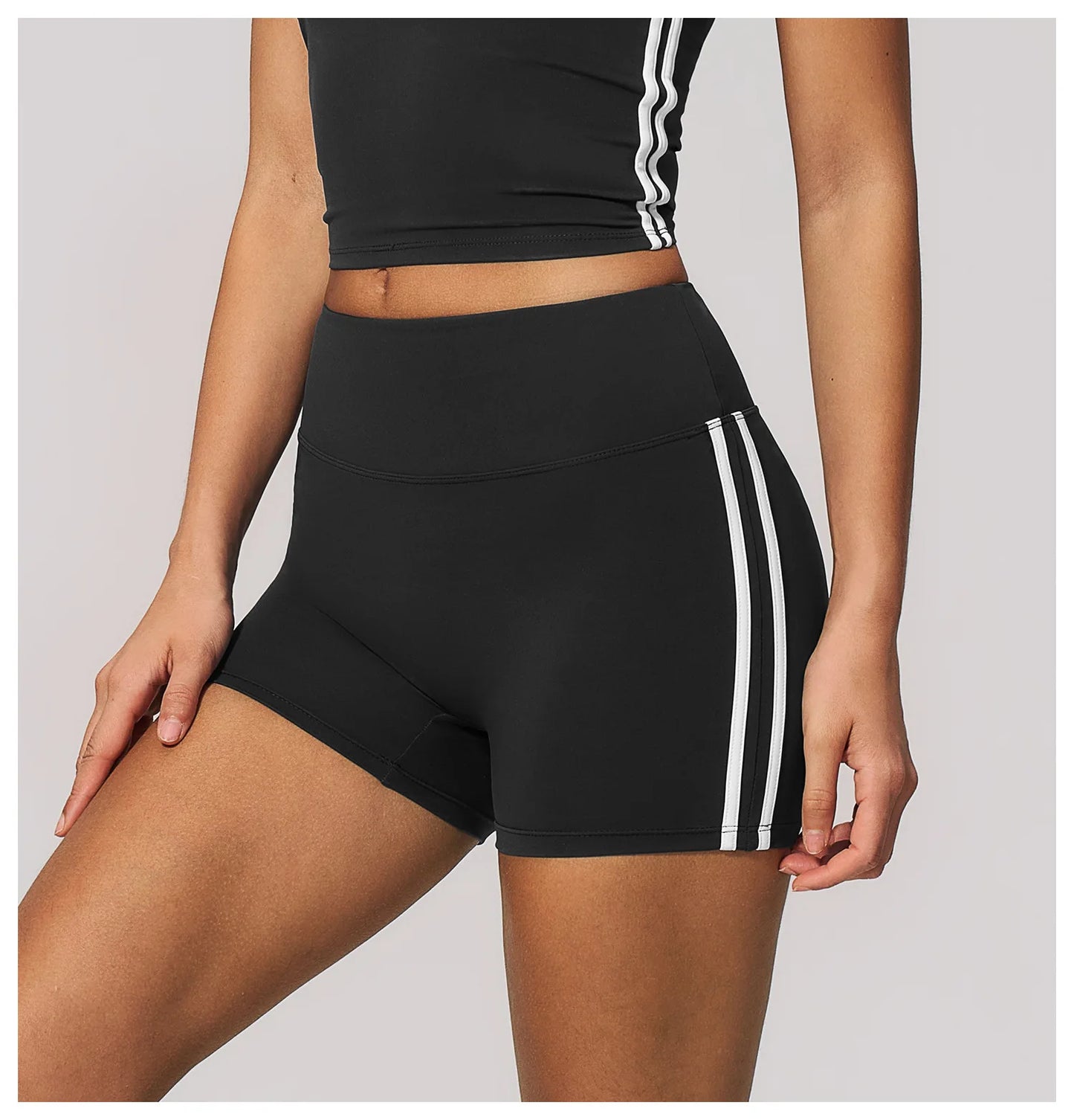 Sports Short Women Yoga Legging Shorts Squat Proof High Waist Fitness Tight Shorts Quick Drying Cycling Shorts Workout Gym Short