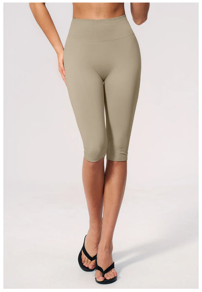Women's Seamless Ribbed High Waist Yoga Capri Pants Tummy Control Butt Lifting Leggings Squat Proof 4-Way Running Workout Tights